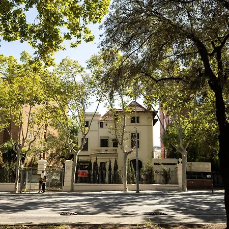بيت شباب Leevin Stay Hostel