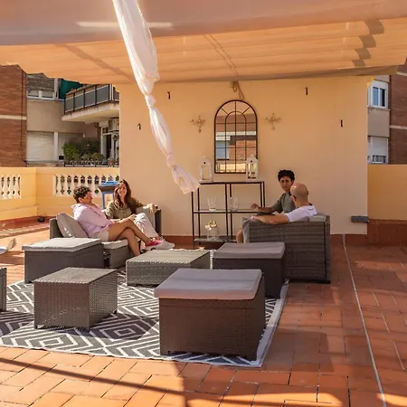Leevin Stay Hostel بيت شباب