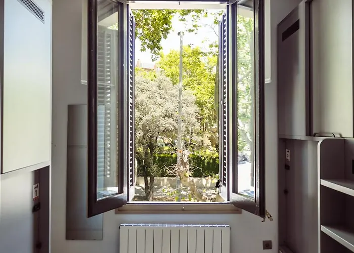 بيت شباب Leevin Stay Hostel برشلونة