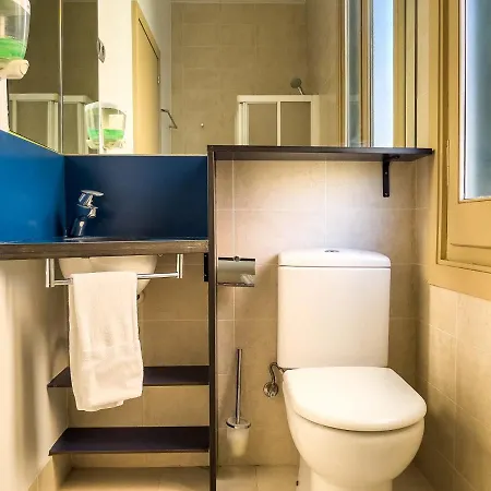 Leevin Student Apartment