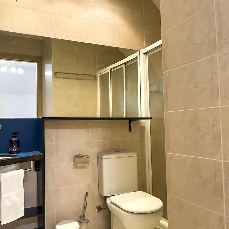 Leevin Student * Barcelona