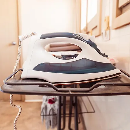 Leevin Student Apartment *