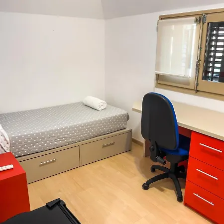 Leevin Student Apartment Barcelona