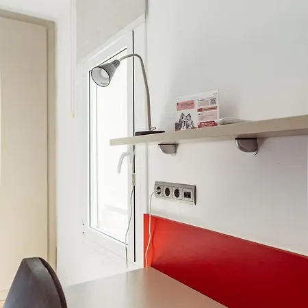 Leevin Student Apartament