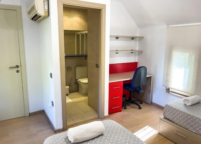 Leevin Student * Barcelona