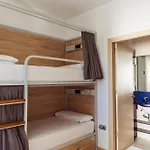 Vandrarhem Leevin