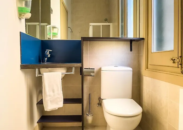 Leevin Student Apartment