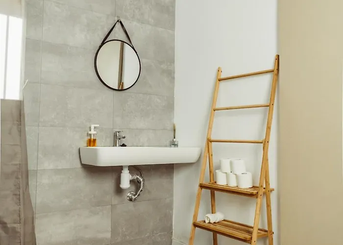 Leevin Student Apartment Barcelona